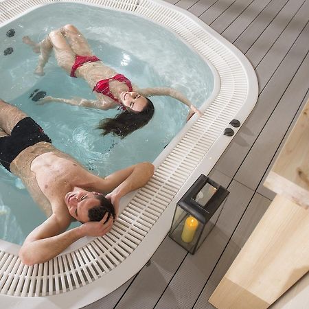 Neptuno Resort & Spa Dźwirzyno Kültér fotó